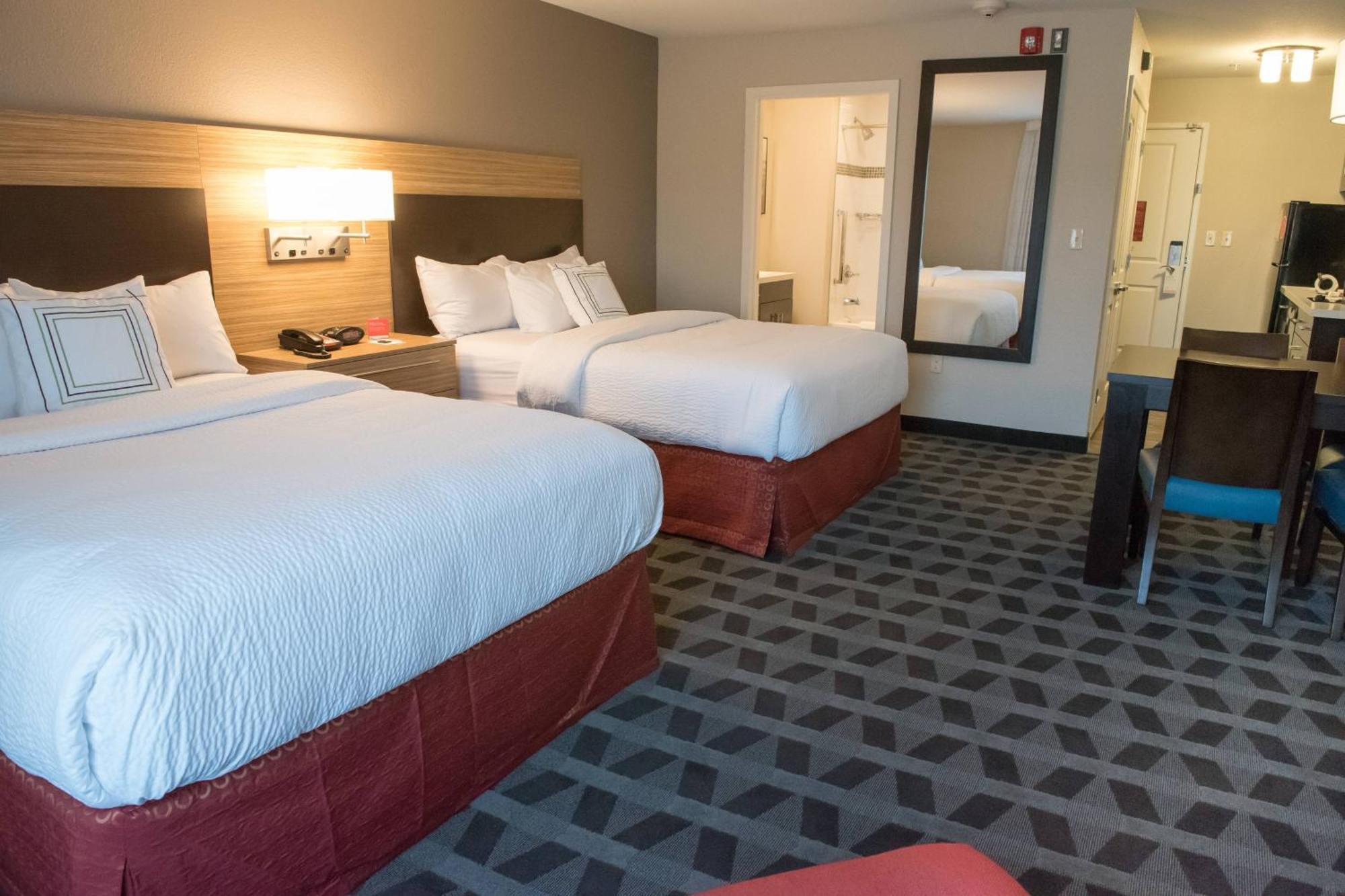 Towneplace Suites By Marriott Battle Creek Exterior photo